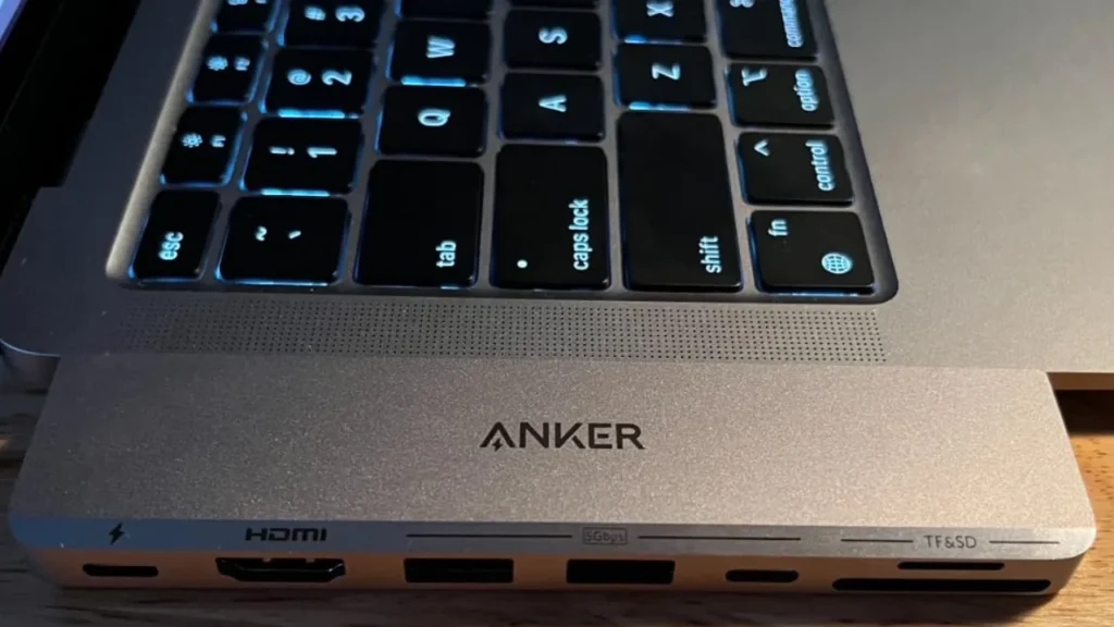 Anker USB-C Hub 7-in-2 Ports And Connectivity