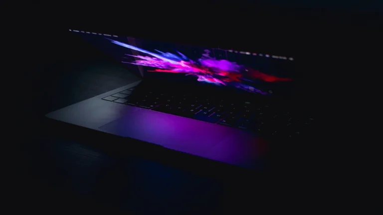 Apple Delay M5 Series Launch for a Reason