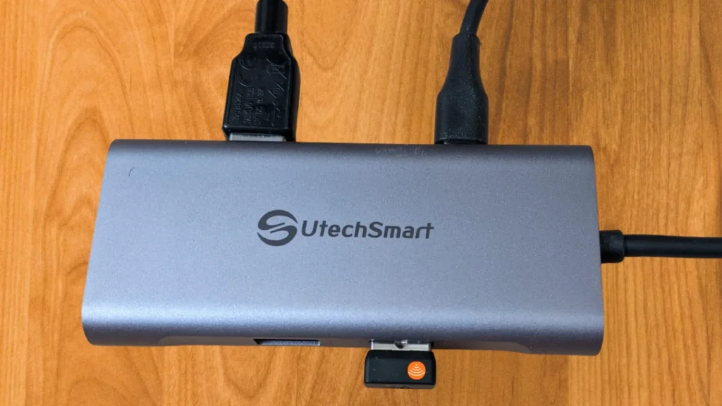UtechSmart 6-in-1 USB-C Hub Design and build quality